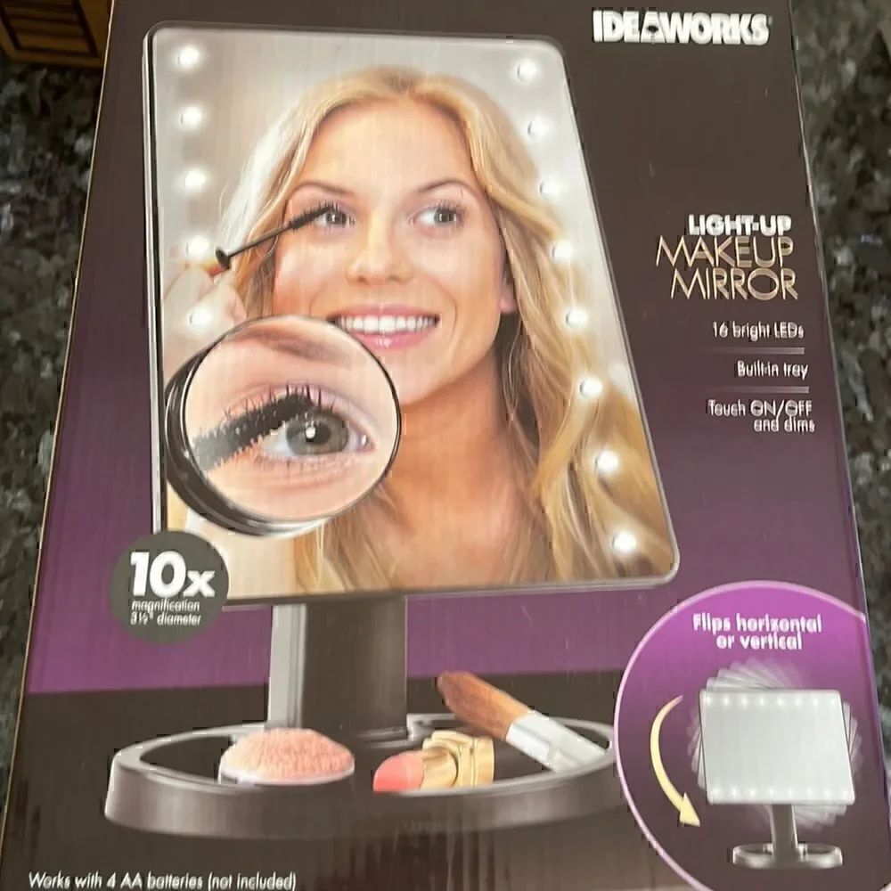 Light Up Makeup Mirror